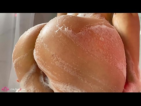 ❤️ Brunette Masturbates obo pẹlu Vibrator to Intense Orgasm ni Shower ❤❌ Iwa onihoho furo ❤